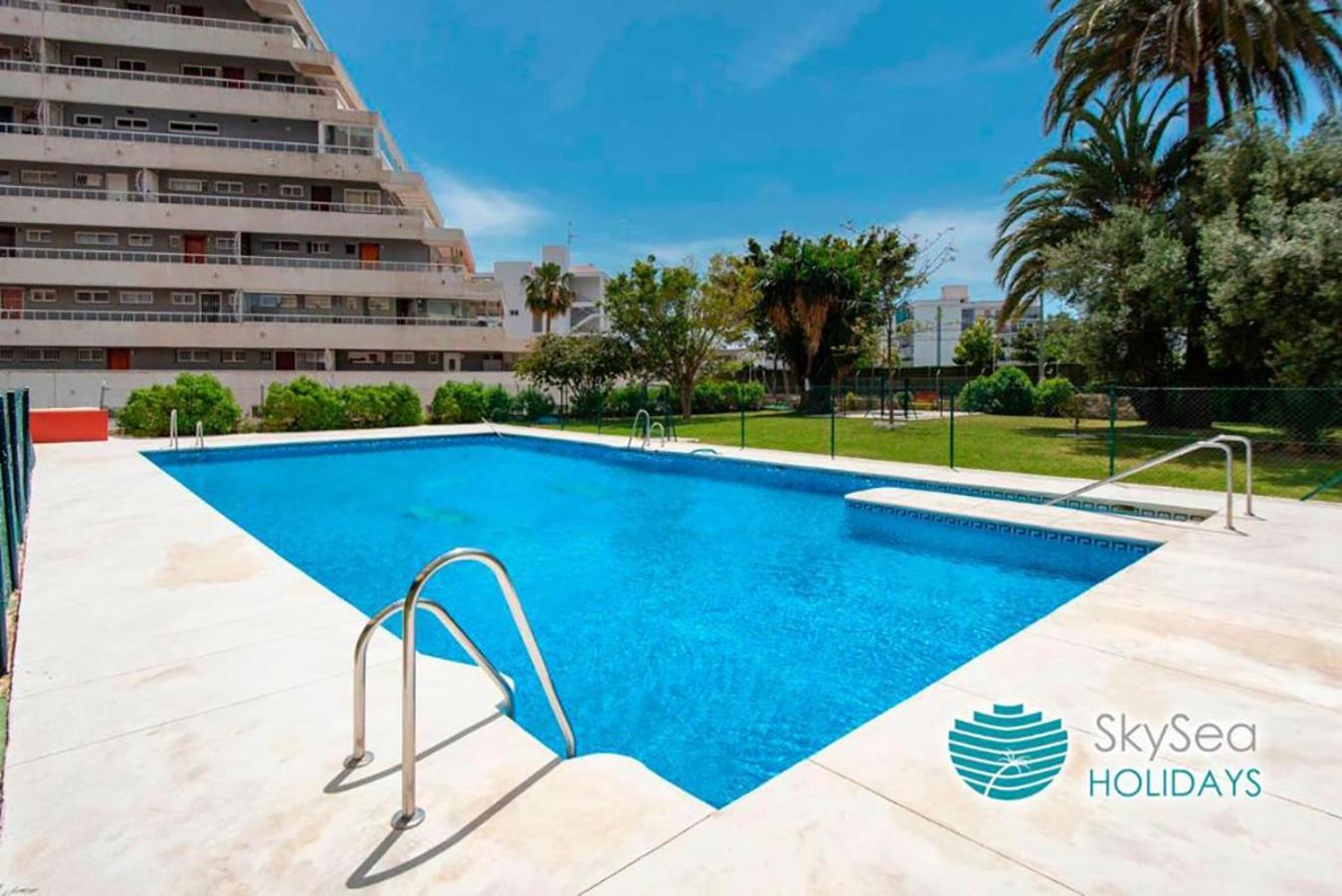 Skysea Holidays Benalmadena Europark Экстерьер фото